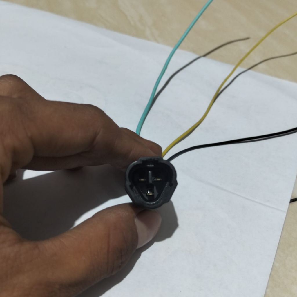 SOCKET SOKET HEADLAMP LAMPU DEPAN YAMAHA MX KING ORIGINAL.