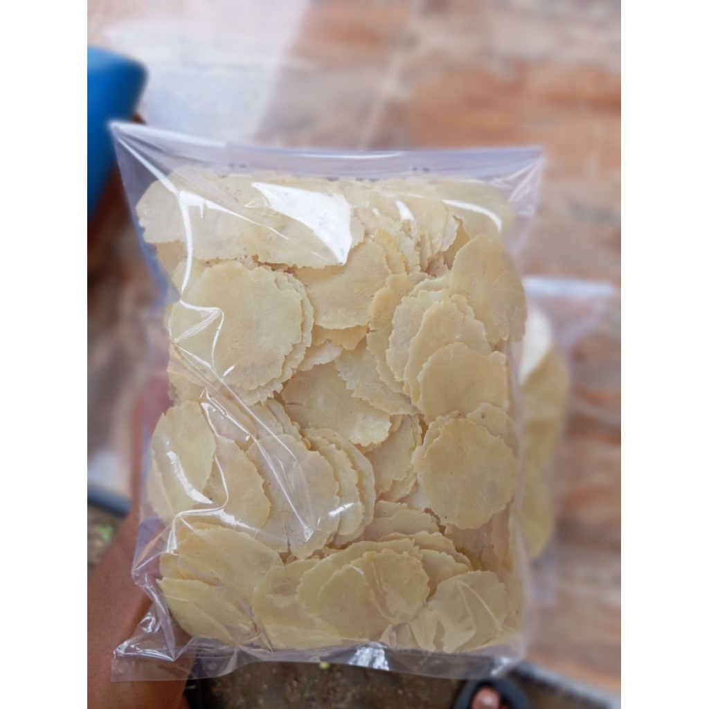 

Emping Melinjo Kemasan 1kg/Emping Per 2 Biji Melinjo/Super Kering Tipis/Emping Melinjo Asli Kebumen