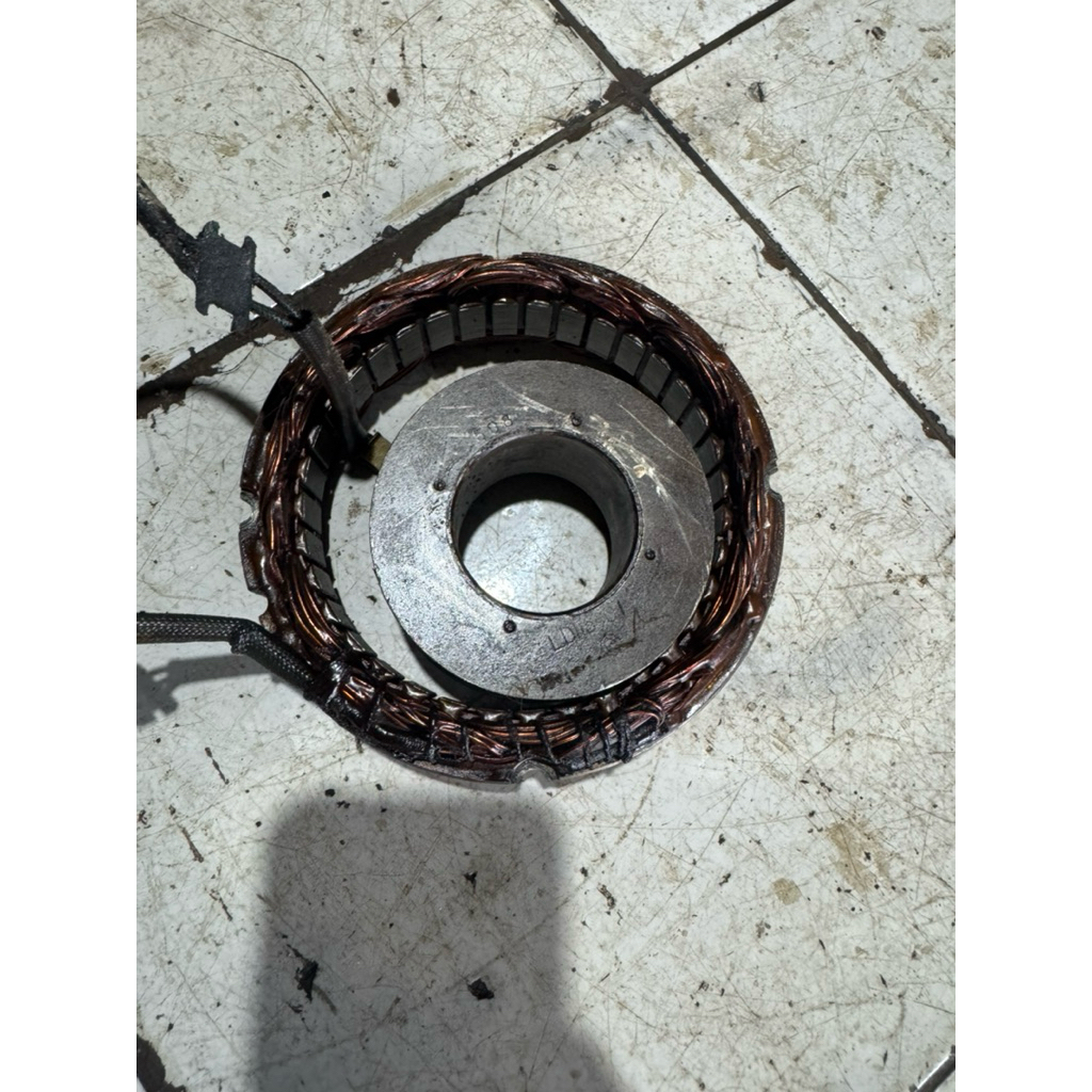 Honda CB750 CB750K 1968/1978 alternator sepul spul original