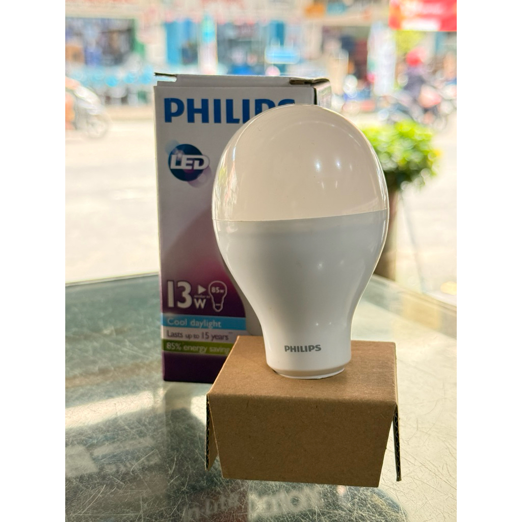Lampu Philips Essential 13 watt