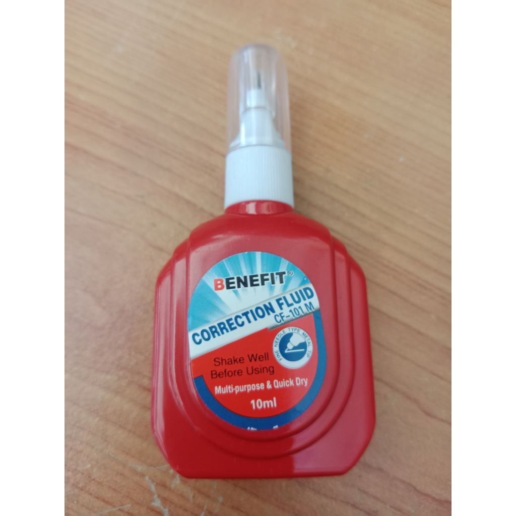 

Tipe X Benefit 10ml penghapus tulisan
