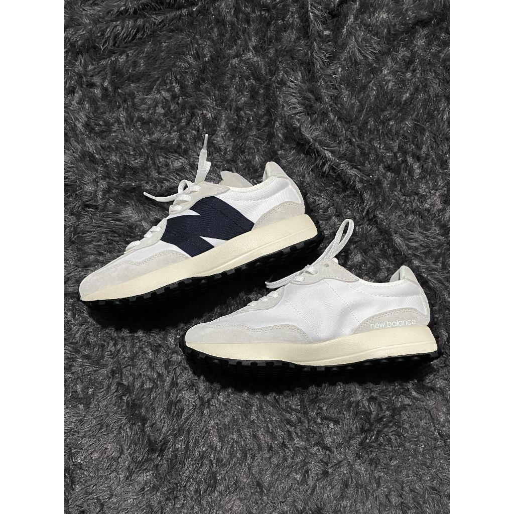 Sepatu New Balance Original Warna Putih Logo N Hitam