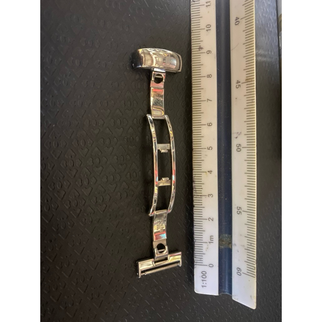 t1ssOt butterfly clasp