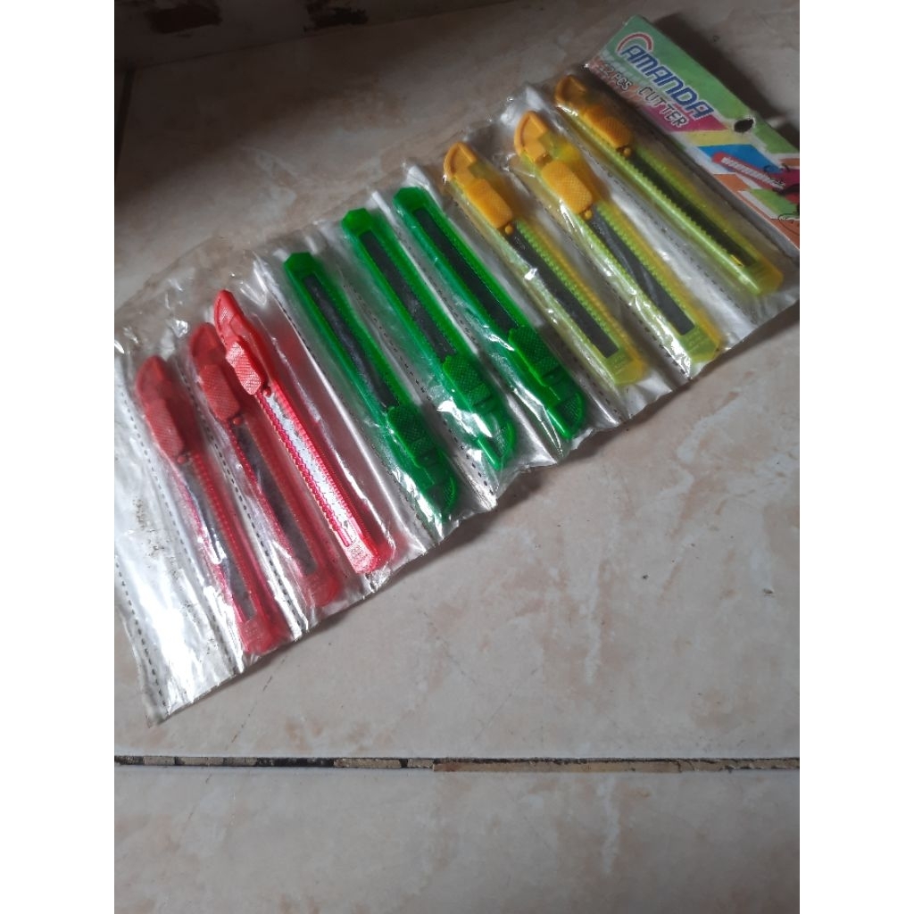 

Cutter Microtop kecil Warna murah
