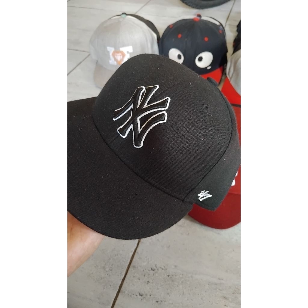 TOPI ORIGINAL SECOND BRANDED