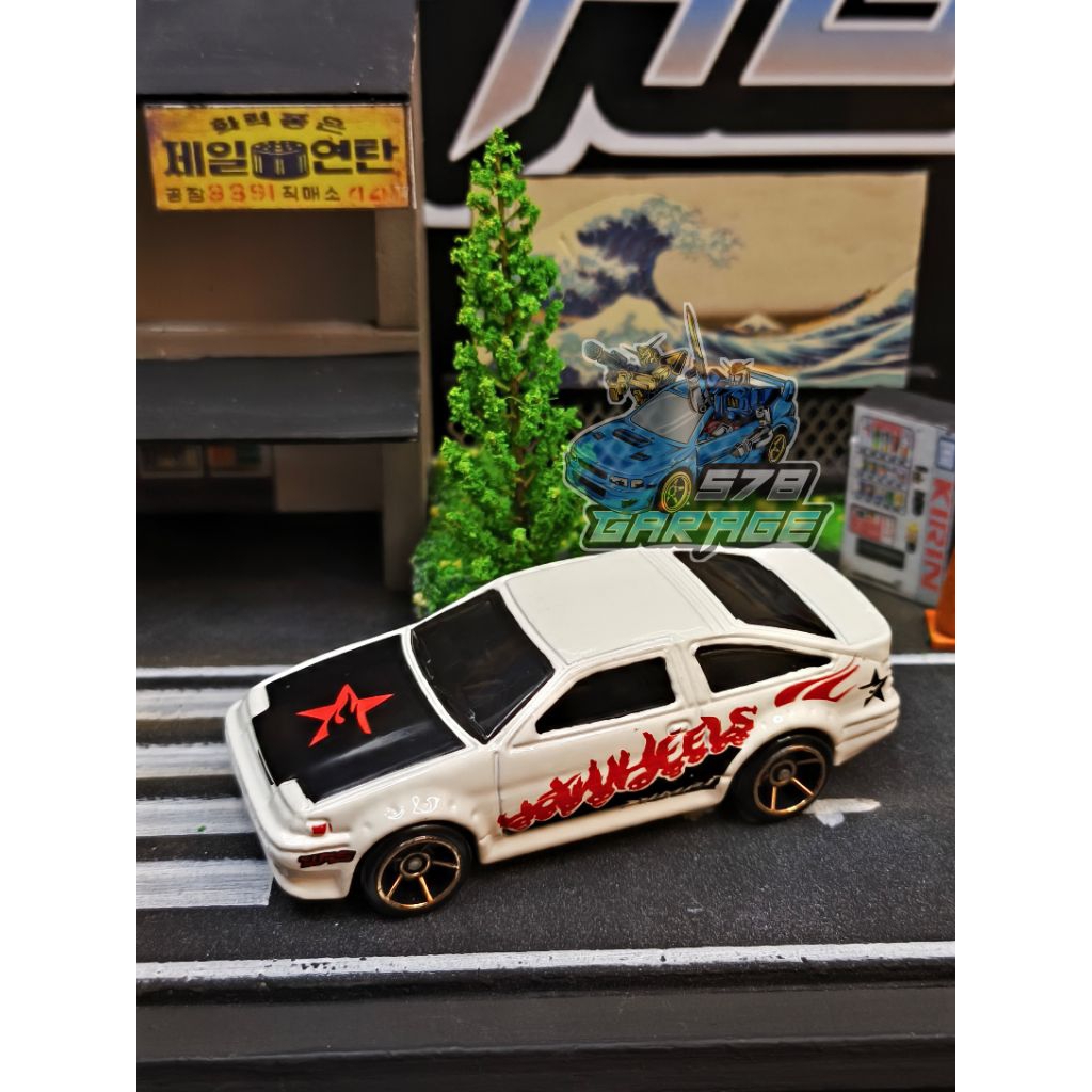Hot Wheels Toyota Ae86 Corolla Putih First Edition loose