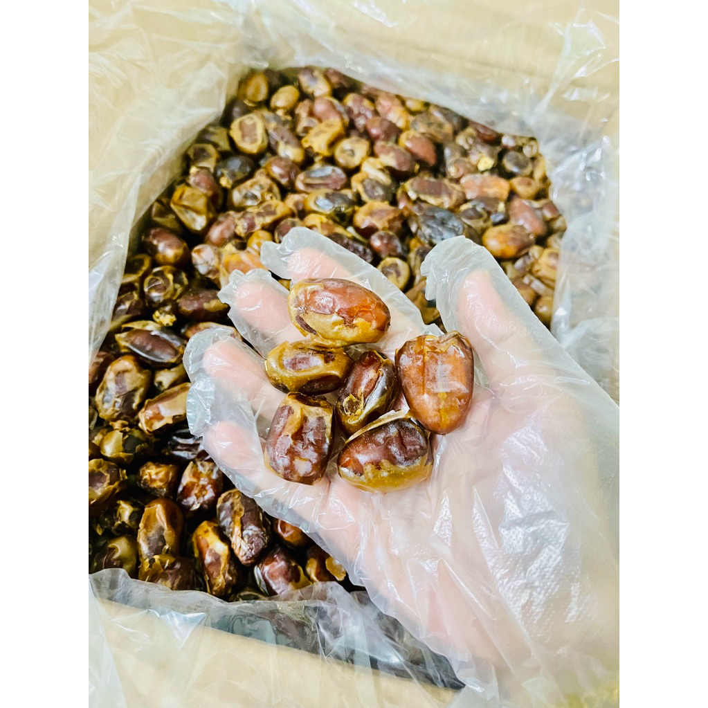 

kurma khalas | oleh oleh haji umroh