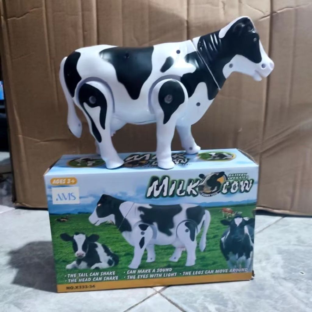 Mainan Sapi Jumbo Berjalan dan Bunyi