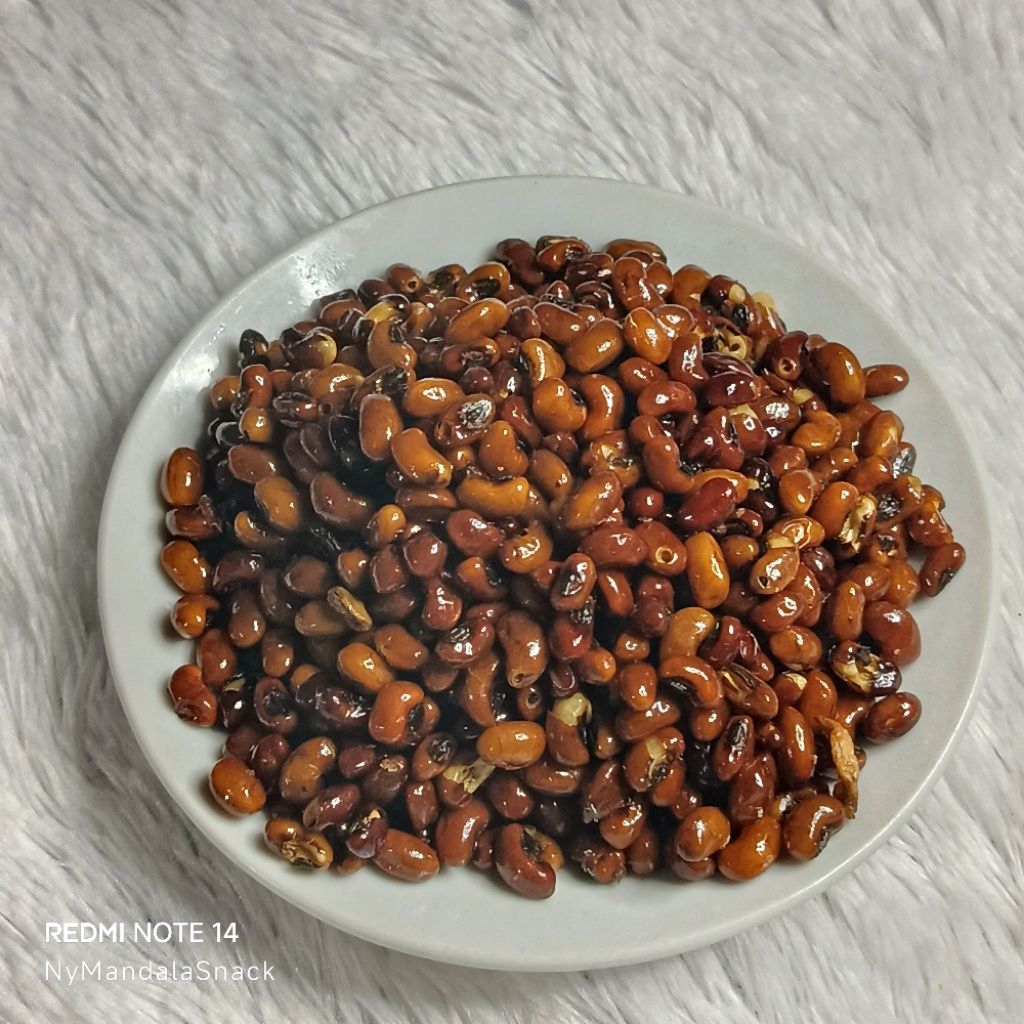 

Kacang Tunggak Gurih 500Gram (Free Bubble Wrap)