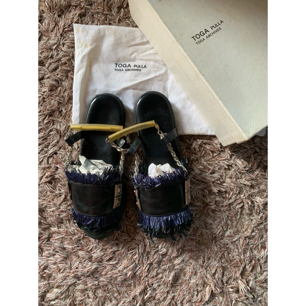 TOGA PULLA - Embellished Raffia-Trimmed Leather Sandal Size 37