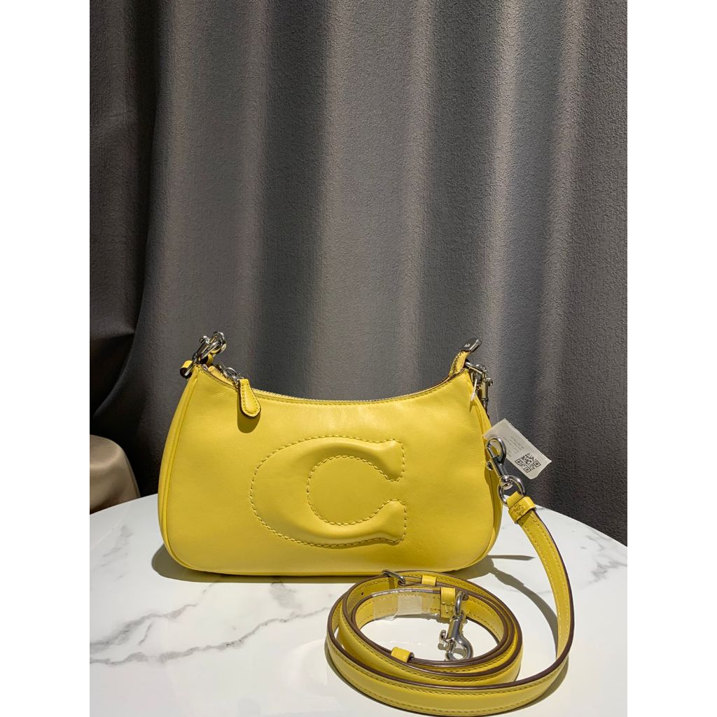 Coach Teri Shoulder Bag C Deboss Daisy New