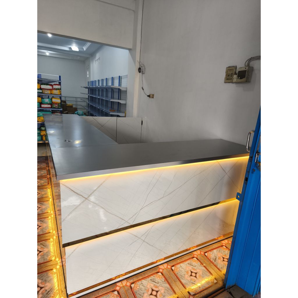 meja kredenza 120 x 40 x 80