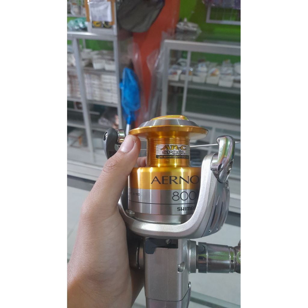 rell Shimano AERNOST XT 8000 second