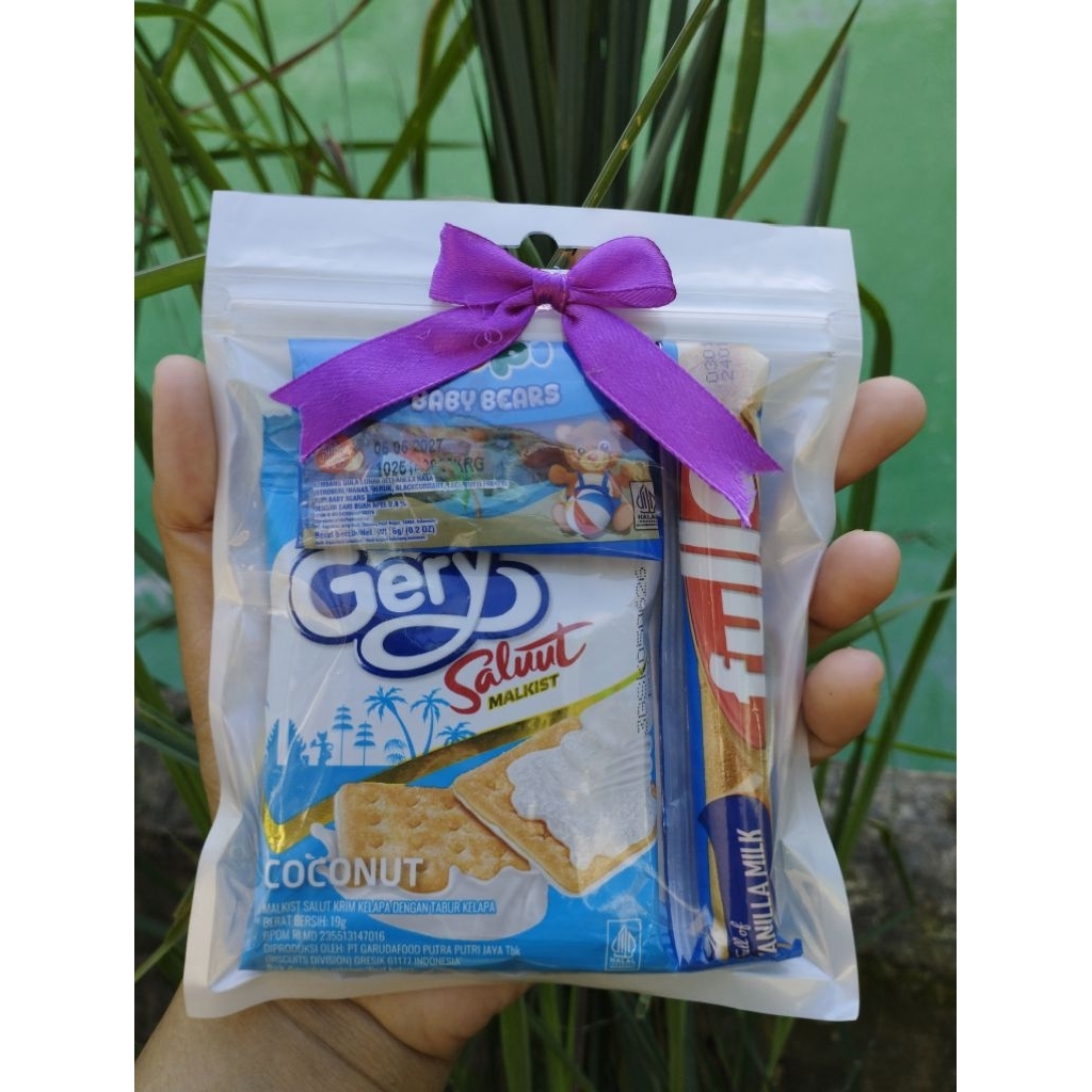 

mini gift Snack/mini gift ulang tahun/mini hampers/mini gift/hampers/souvenir