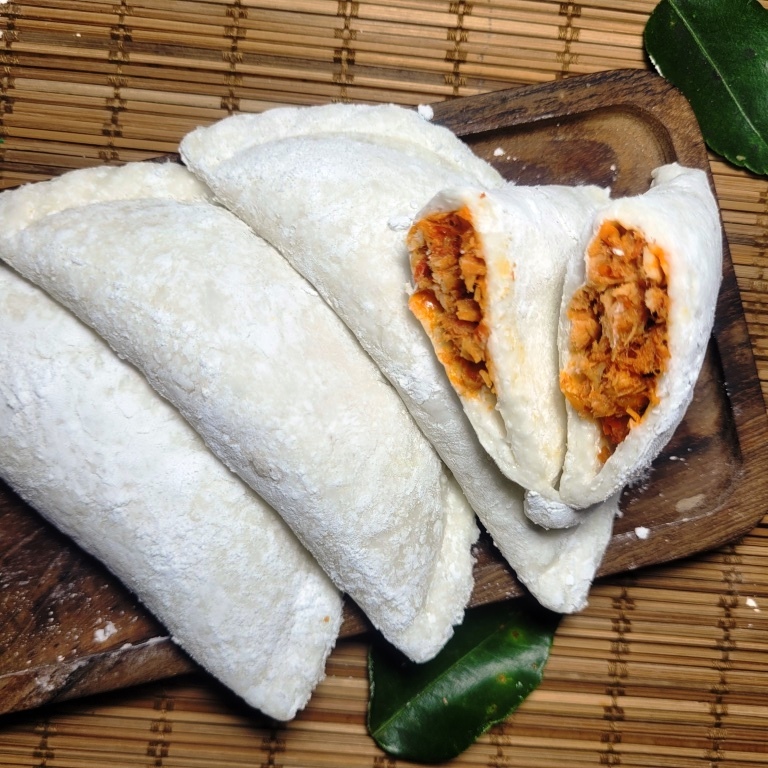 

Cireng Isi Ayam - PEDAS Ukuran BESAR 4 Pcs