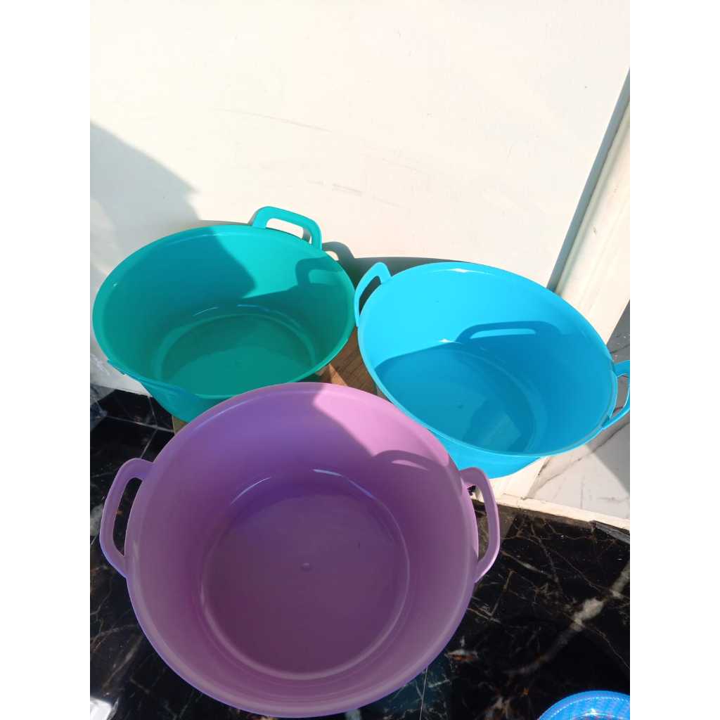 Bak Kuping Plastik Anti Pecah Besar 15 Cm Lentur Baskom Mandi Cucian Bulat / Baskom Besar Jumbo Anti