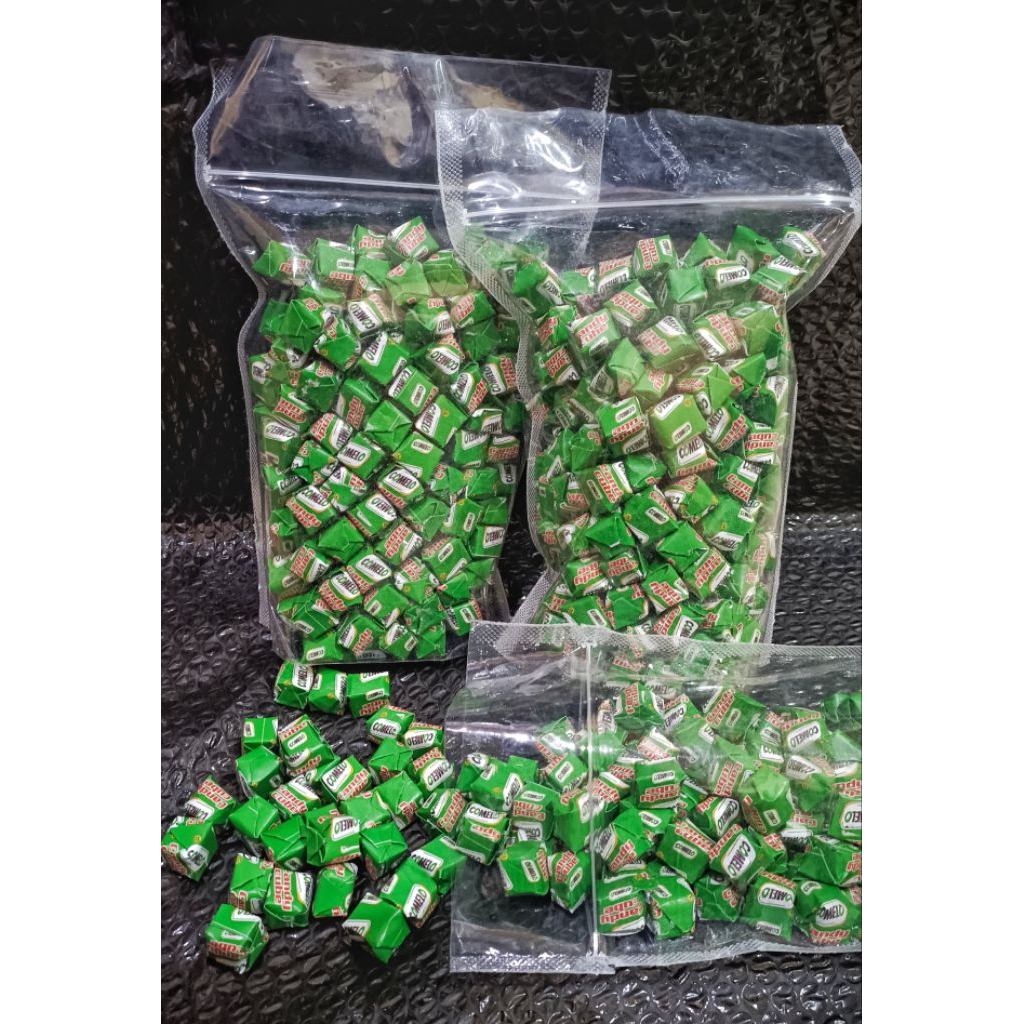 

permen comelo candy cube isi 400 pc