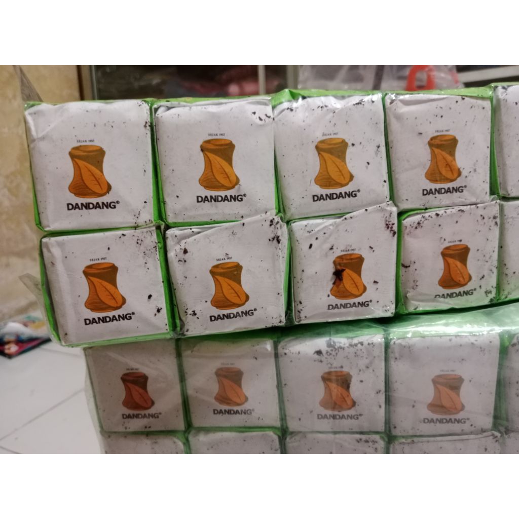 

TEH DANDANG HIJAU GREENTEA 40 GR (Tanpa gelas)