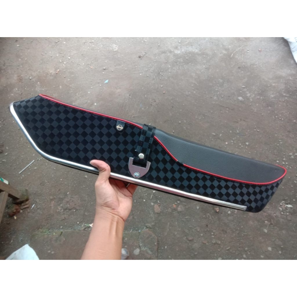 sarung jok gl 100 mbtech catur/kulit jok gl cepek mbtech jeruk catur