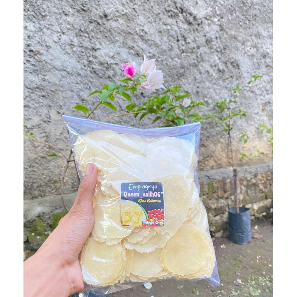 

(Emping melinjo kemasan 500gram)Emping per 2 biji melinjo/super kering tipis/Emping melinjo asli kebumen