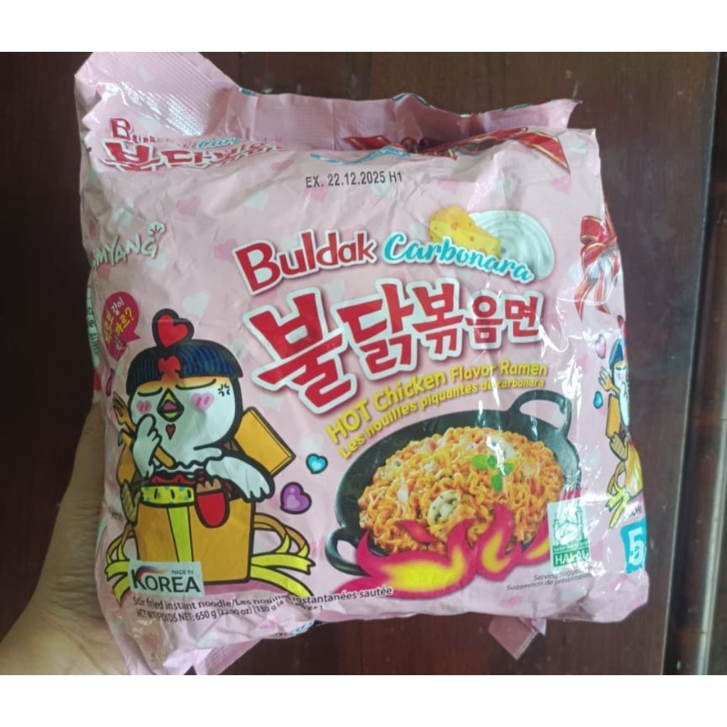 

Mie Buldak Carbonara/Hot chicken flavor ramen/Mie Korea Samyang ECER