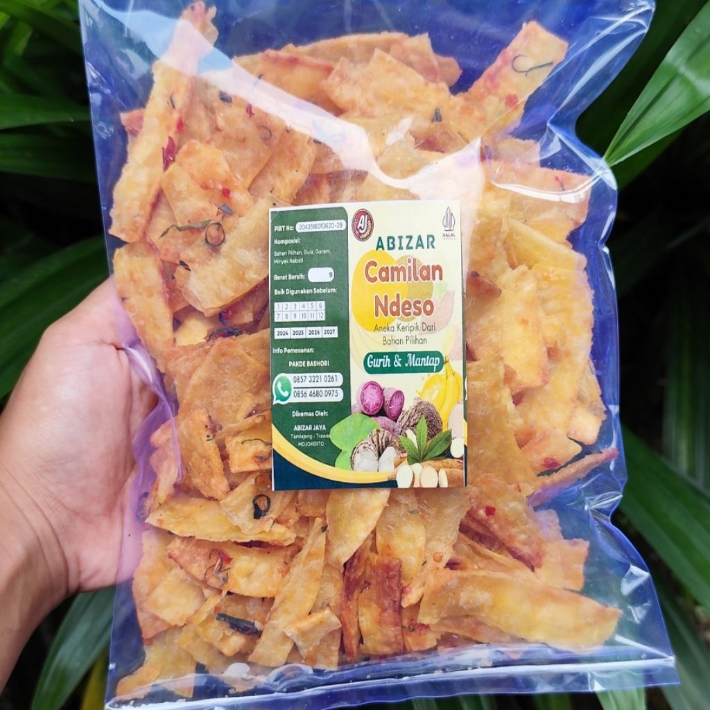 

KERIPIK SINGKONG JADUL PEDAS DAUN JERUK JUMBO KHAS TRAWAS ASLI MOJOKERTO