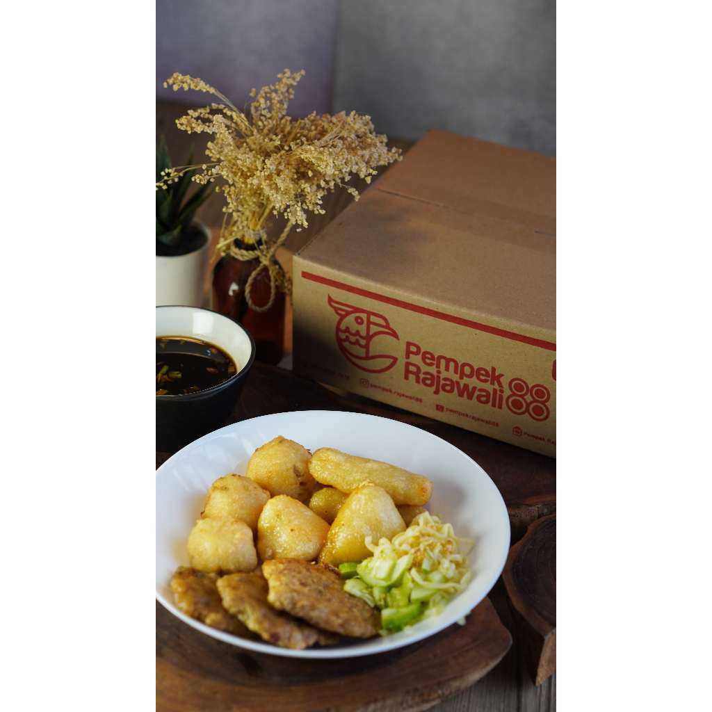 

Pempek Campur Lengkap 40 pcs + Cuko – Kulit, Lenjer, Adaan, Telur – Ikan Tenggiri Asli