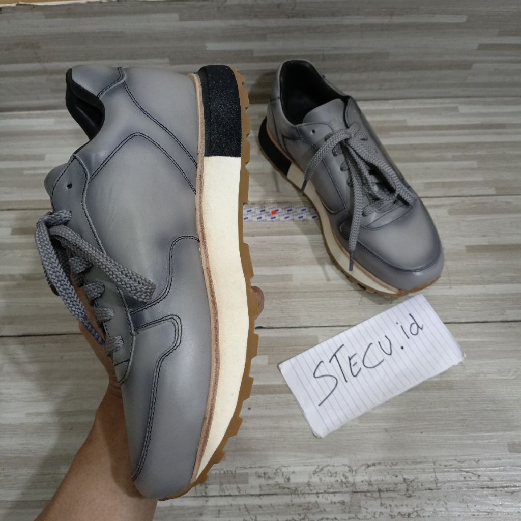sepatu pria sneaker cowok berluti