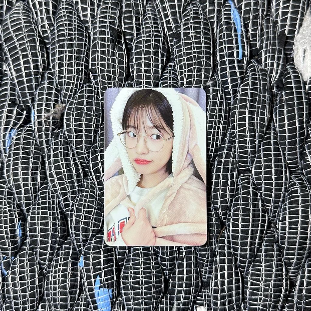 Official Photocard IVE Yujin POB Makestar