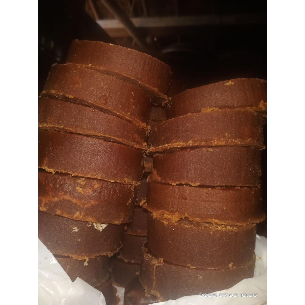 

gula aren asli 1 pcs (200 gram)