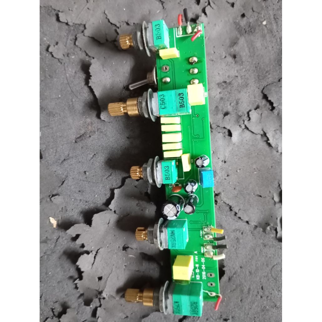 Preamp Bass SIRE Marcus Miller V7 Original