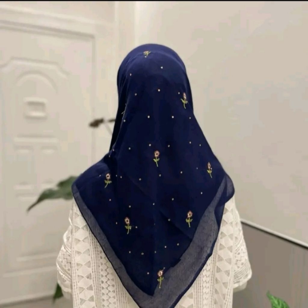 Hijab Segiempat Bordir Bunga Payet//Jilbab Segi Empat Paris Bordir