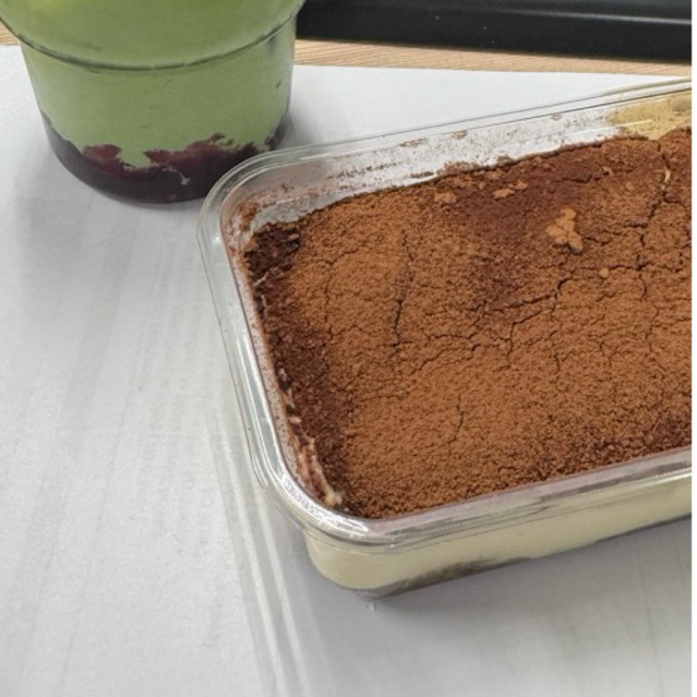 

Classic Tiramisu by Che_