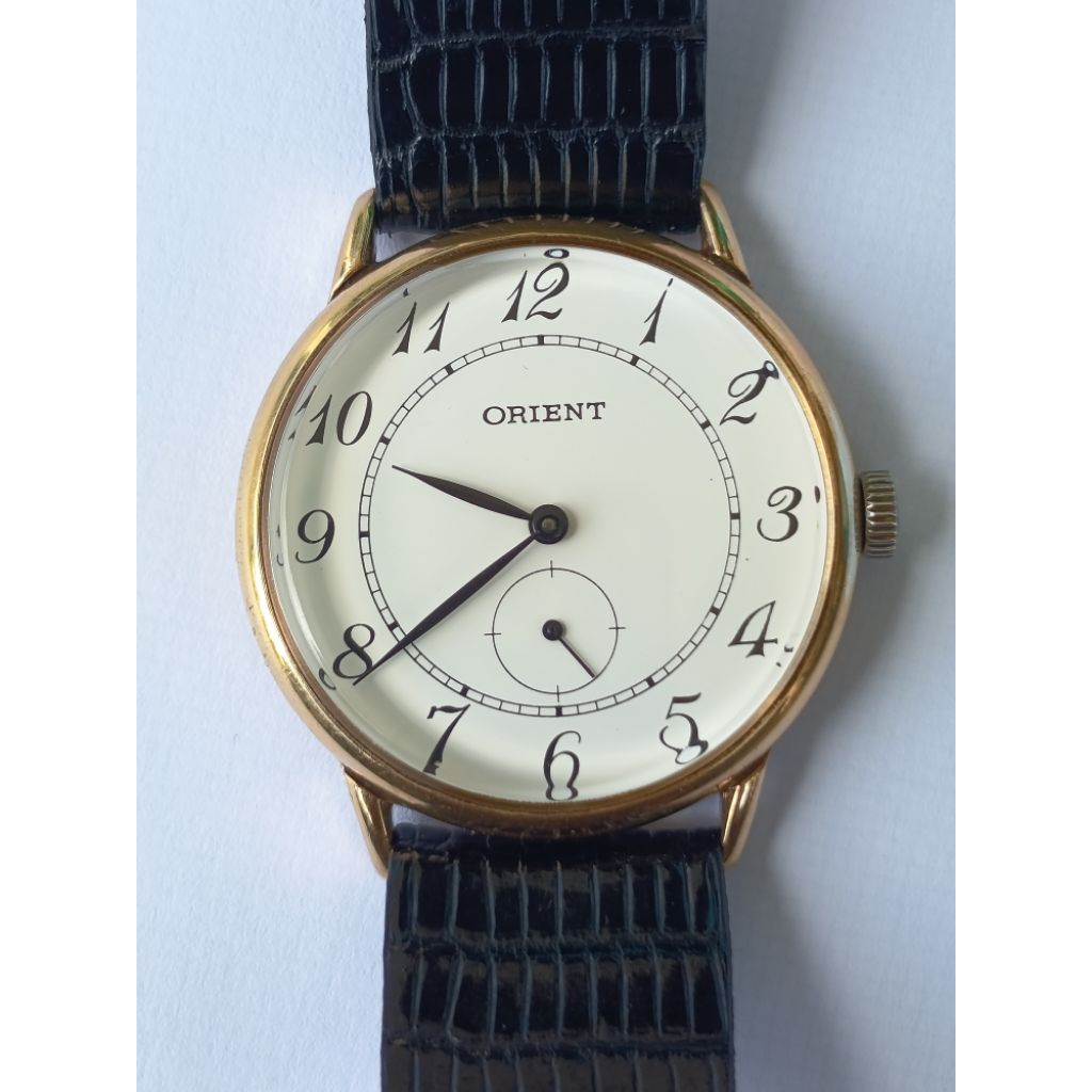 Jam tangan klasik ORIENT Japan Sub Second mesin Mekanik Manual 17 jewels kondisi bagus dan normal