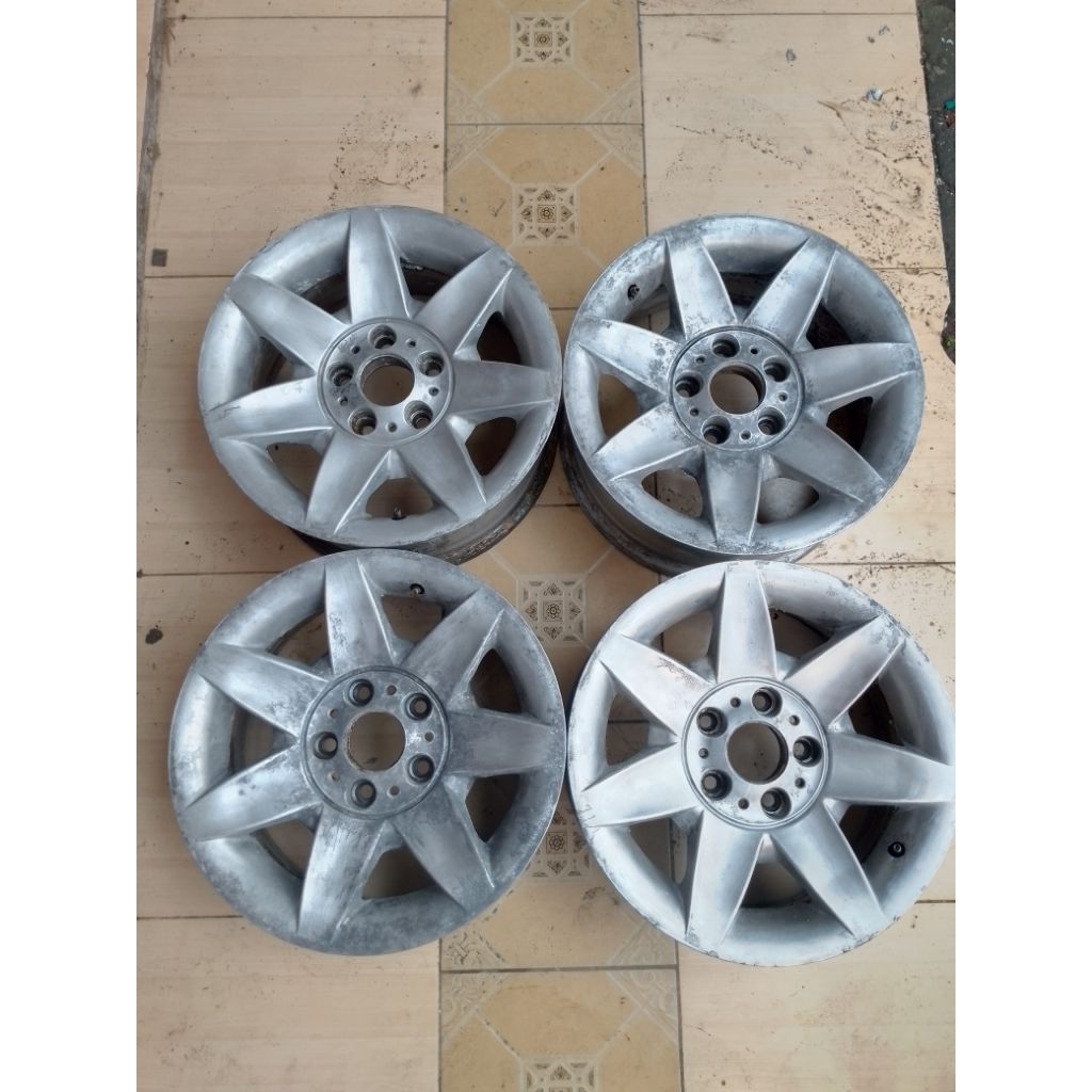 Rare velg OEM BMW E39 style 81