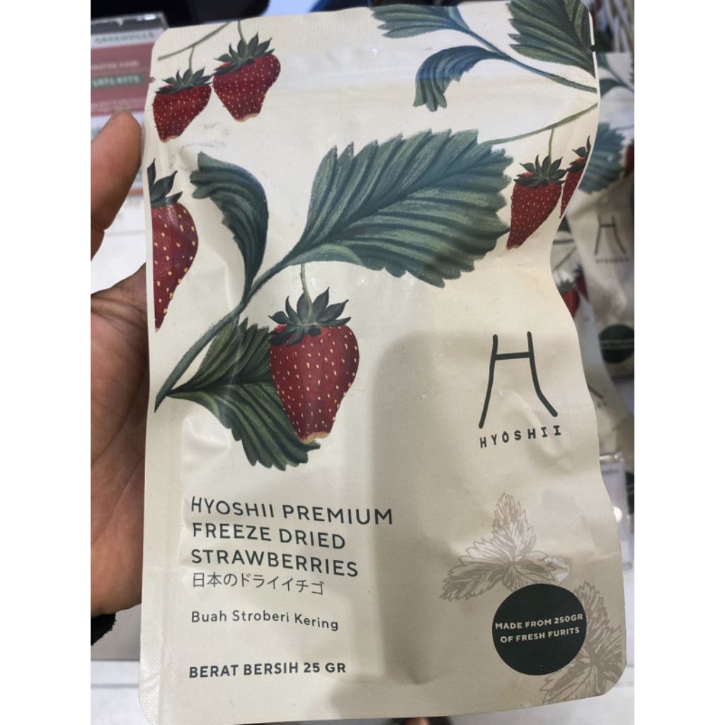 

Strawberry Hyoshi Jepang Premium Freeze Dried / Strawberry Kering Hyoshi / 25 gr