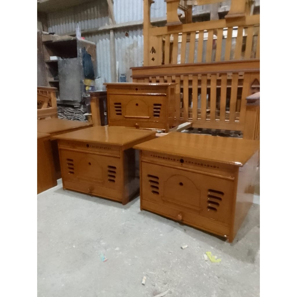 Gupon kandang merpati ukuran besar sudah di pernis atau plitur