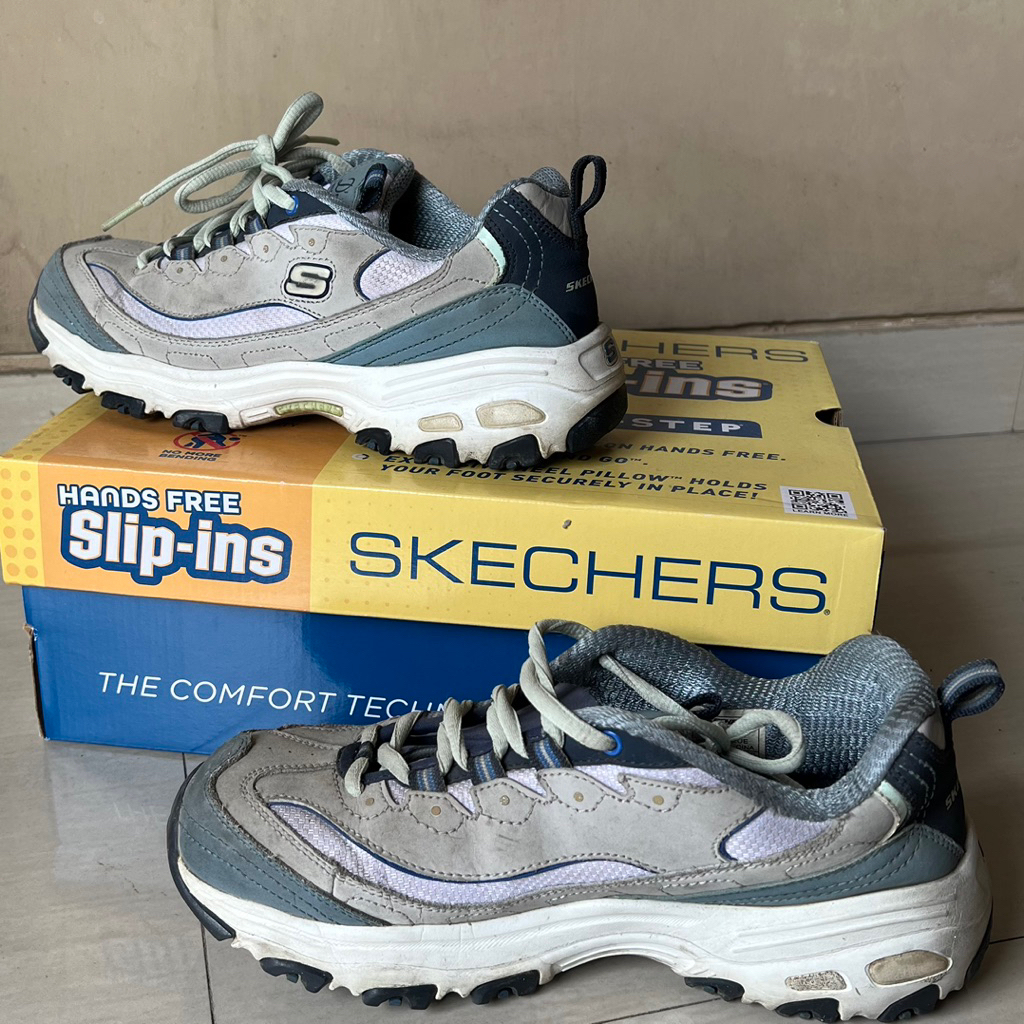 Preloved Sepatu Original/ Preloved Sepatu/Thrifting Sepatu/Sepatu Wanita/Sepatu Olahraga/Sepatu Skec