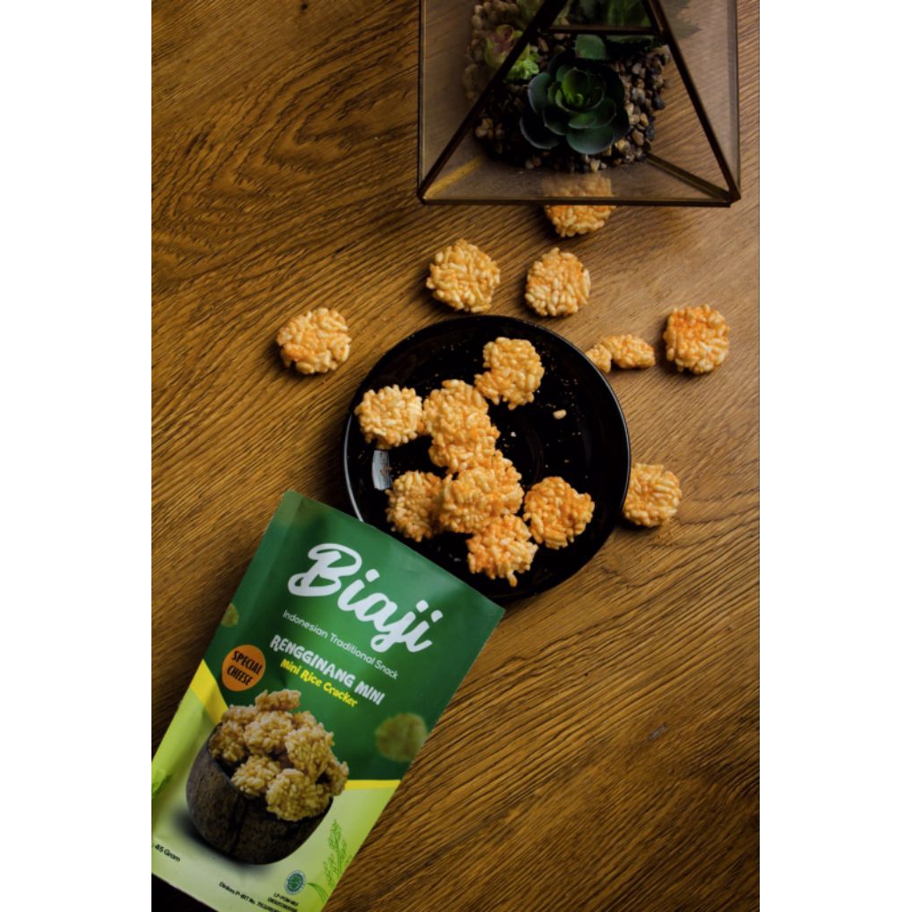 

Paket Reseller - Rengginang Matang Biaji Harga Reseller