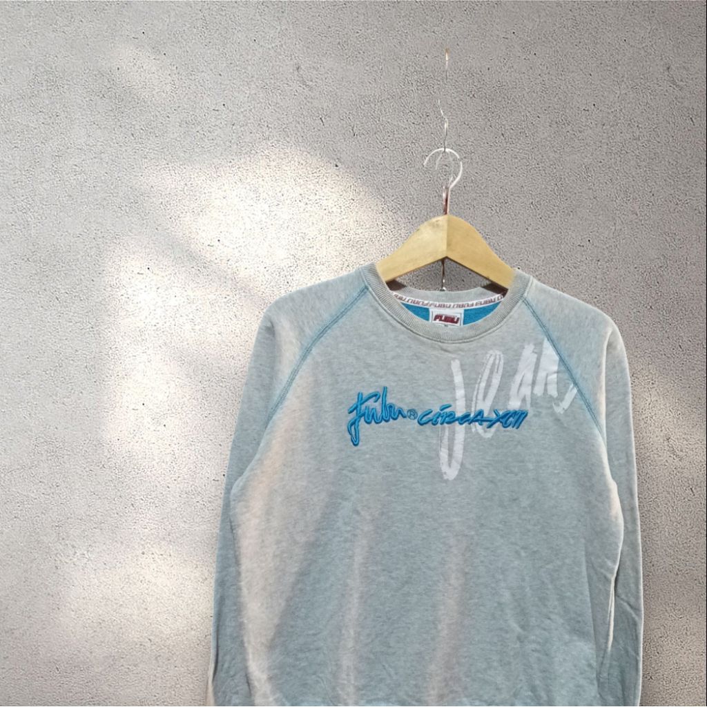 Crewneck Fubu