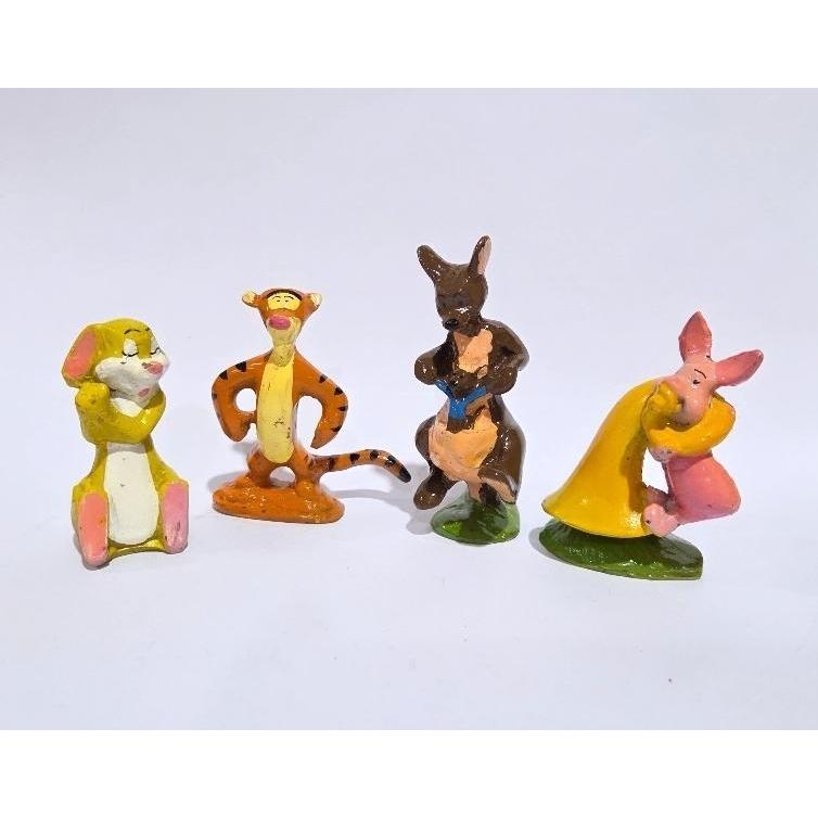 topper winnie the pooh piglet tiger eeyore rabbit kanga robin friends bee honey waltdisney walt disn