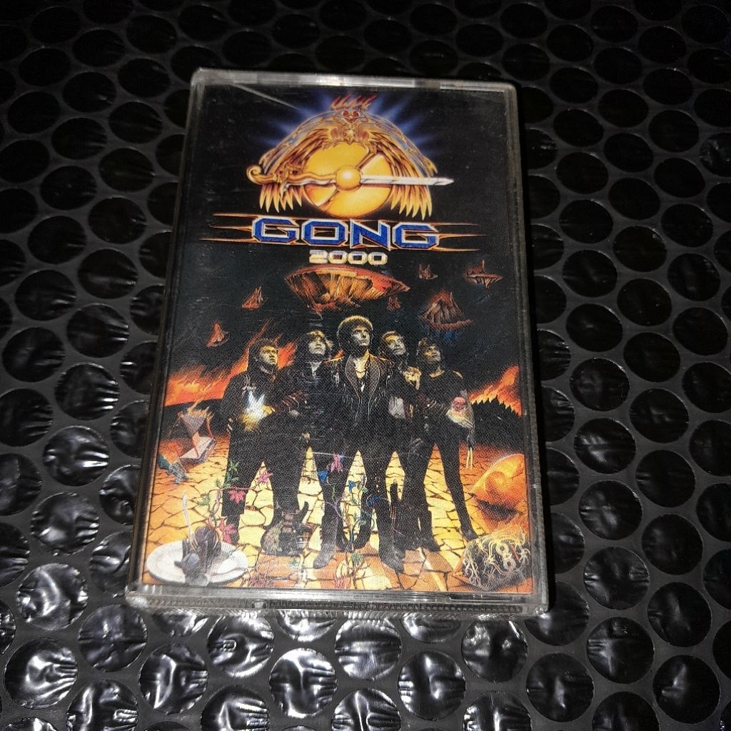 kaset pita gong 2000 selftitled