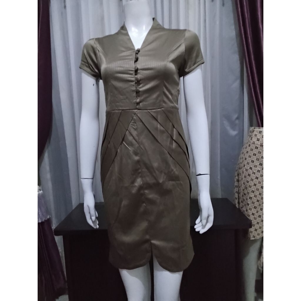 Dress terusan  hijau army