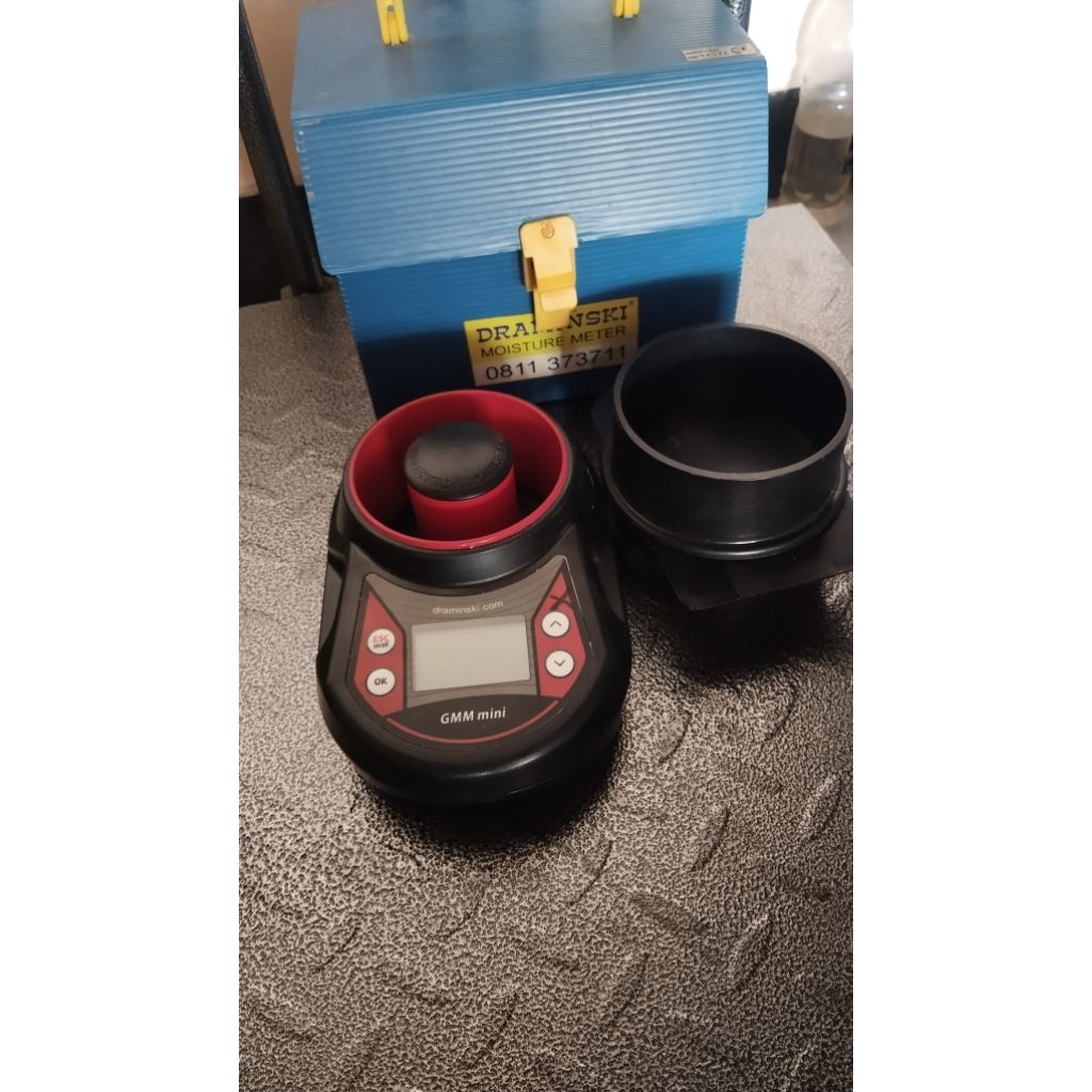 

tester Draminski. Polandia