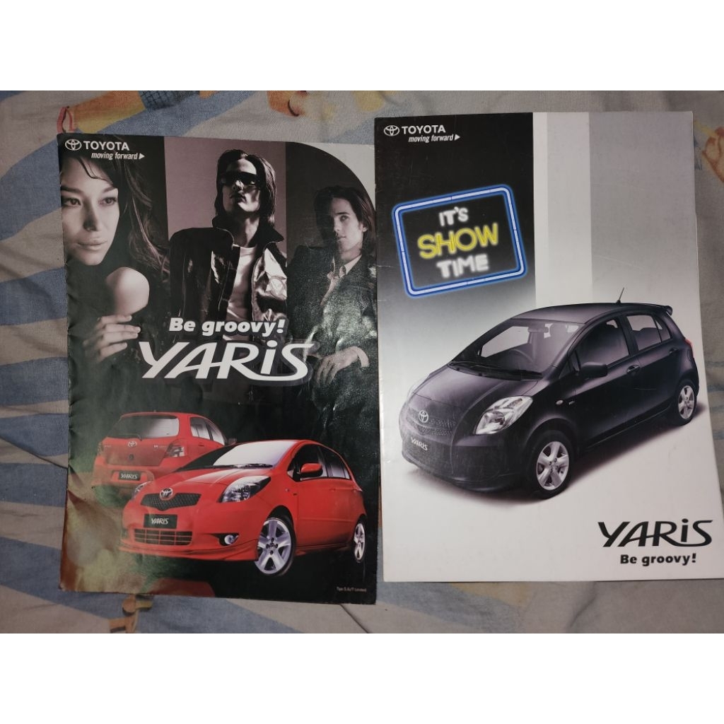 Set brosur mobil Toyota Yaris NCP91 versi Indonesia