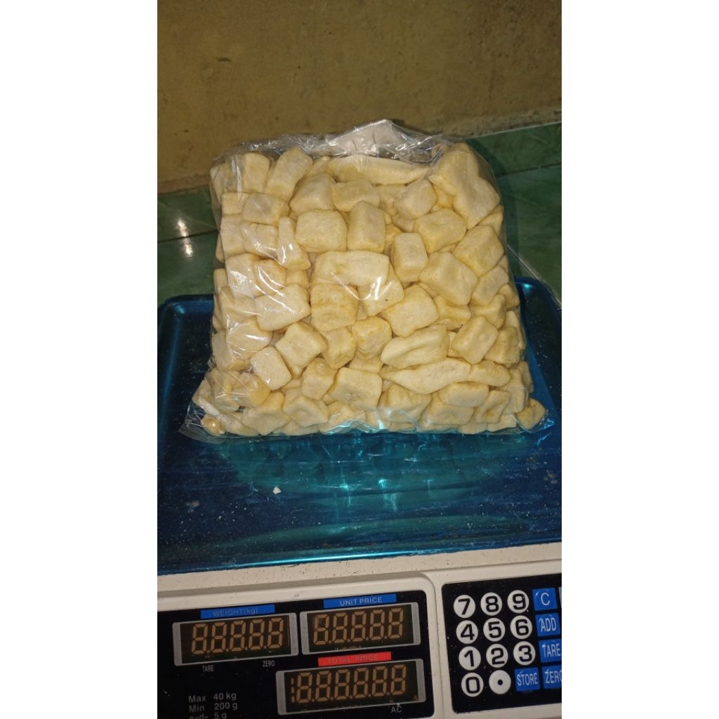 

rambak krecek bawang putih dadu renyak enak murah halal