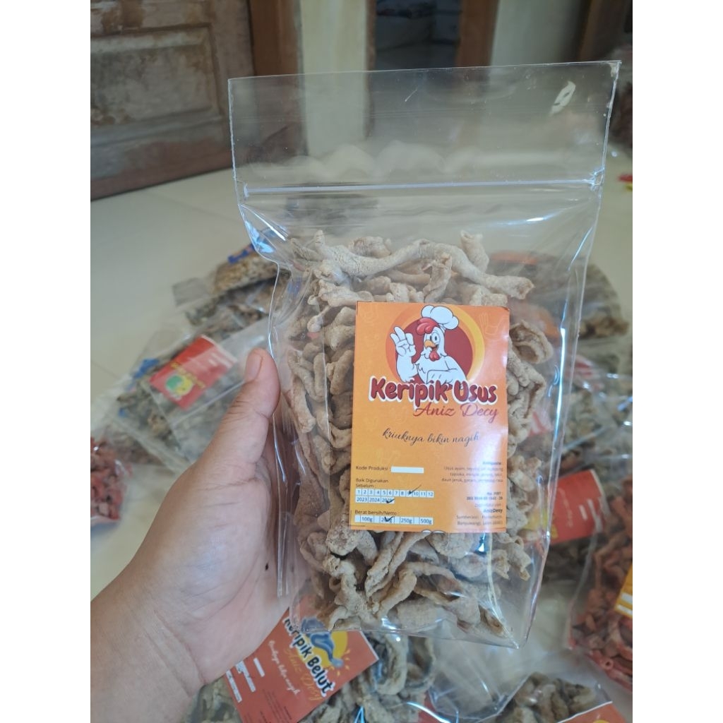

KERIPIK USUS 100G dan 200G tidak amis,tepung tipis