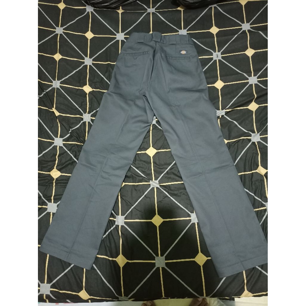 dickies 874 charcoal size 28x32 second