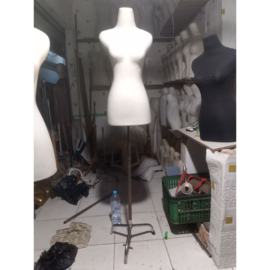 PATUNG MANEKIN DEWASA SECOND 1 SET