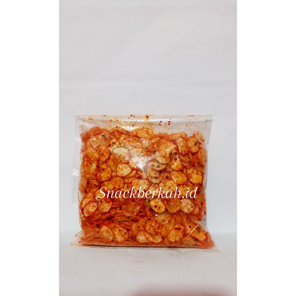 

Seblak kerupuk bawang pedas daun jeruk kemasan 250-500gr/cemilan pedas/snack instan pedas.